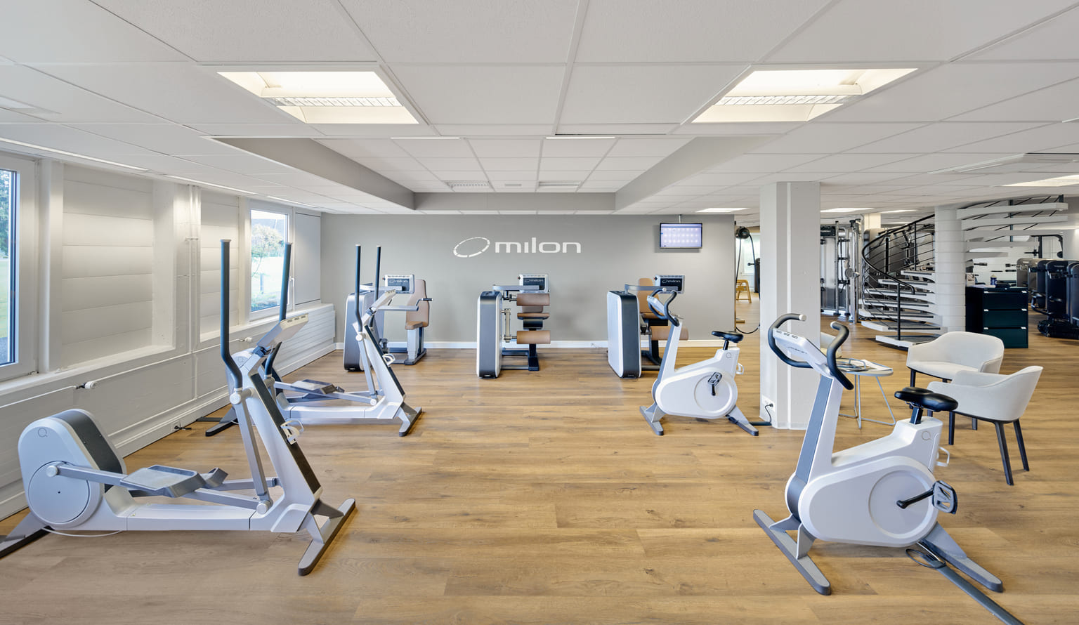 SportCenter Leuholz R5 9890 8000px Gerry Pacher.jpg