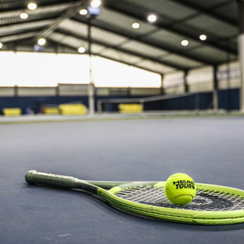 Tennis Halle 01